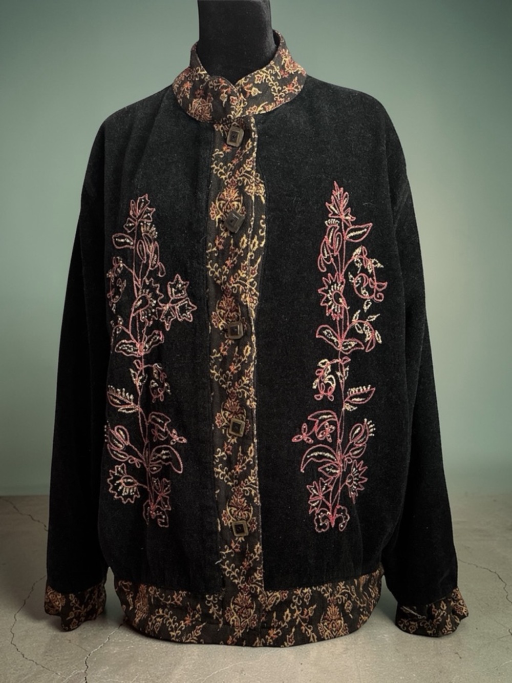 Vintage White Stag Black Jacket with Pink/Gold Floral Embroidery-Size XL (16/18)